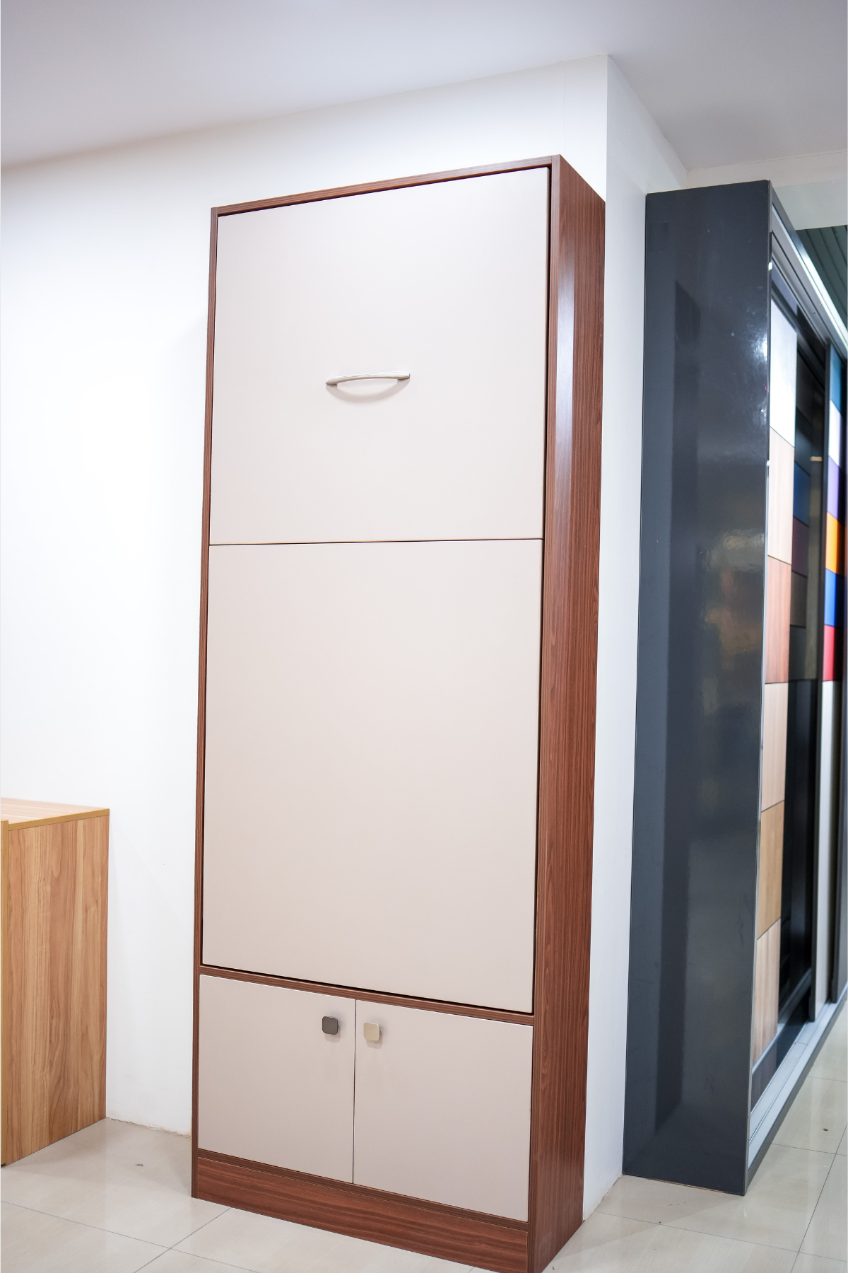 Pull Down Table Wall Mounted