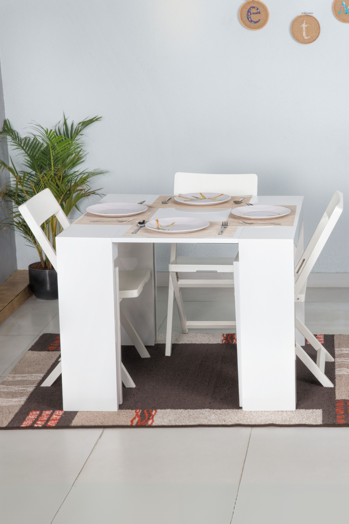 Adaptive Extendable Table